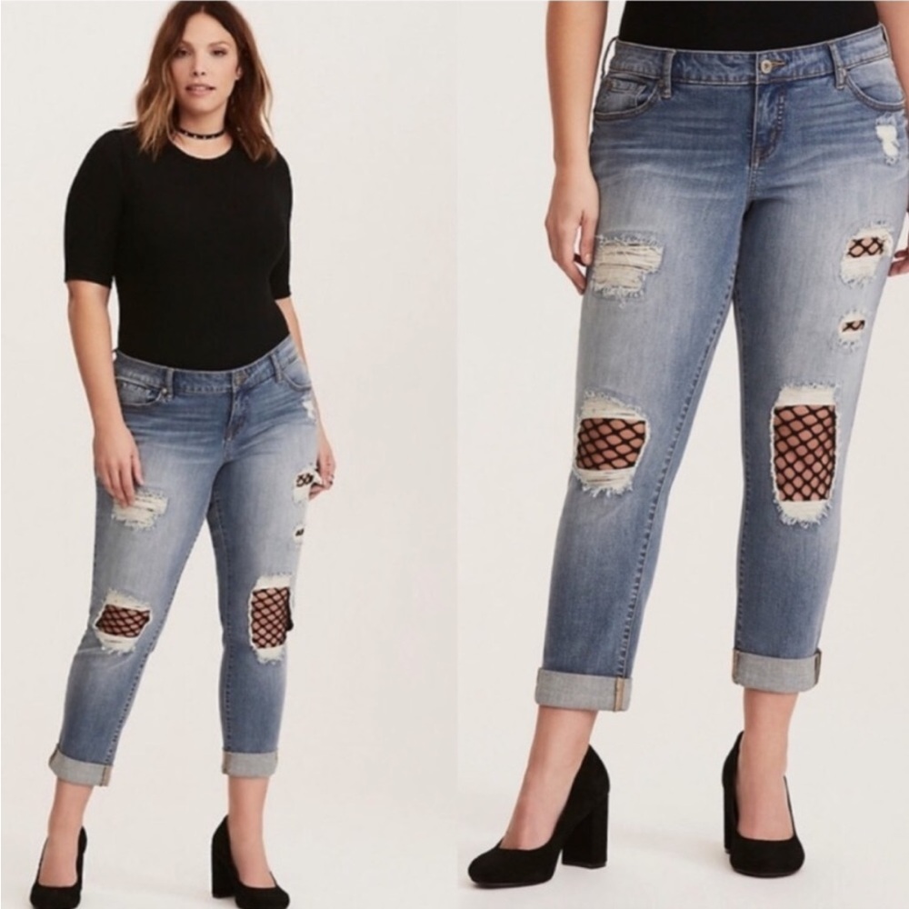 Torrid Boyfriend Distressed Inset Mesh Jeans Size 26